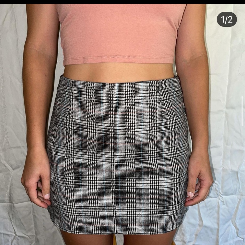 3 Mini skirts